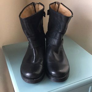 Black Leather Women's Boots